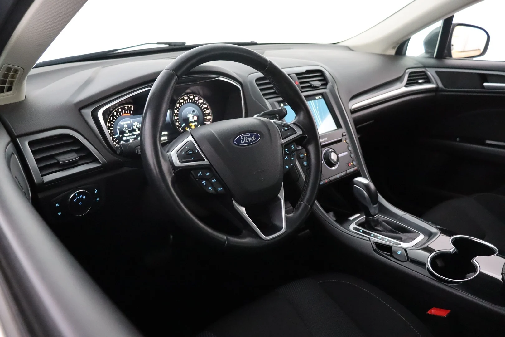 Car Image - 3SvFqgxcf7Af92TDZ7NOfj