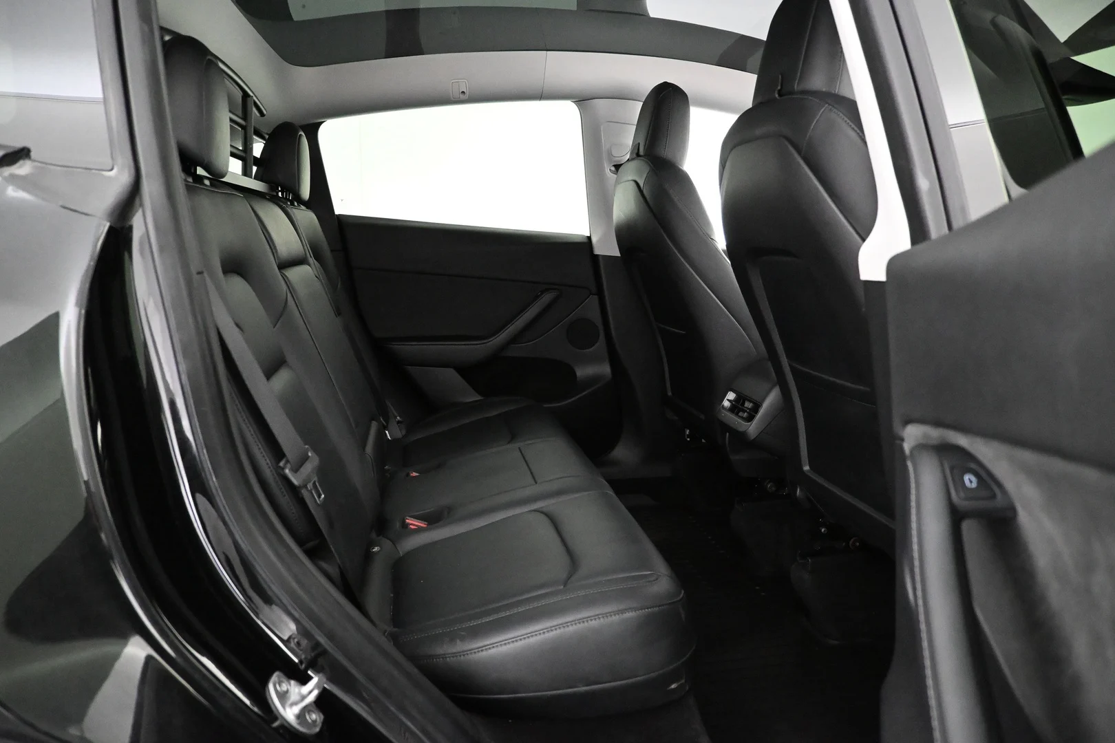 Car Image - 4wEhpALRdFjsyyXur4eTyR