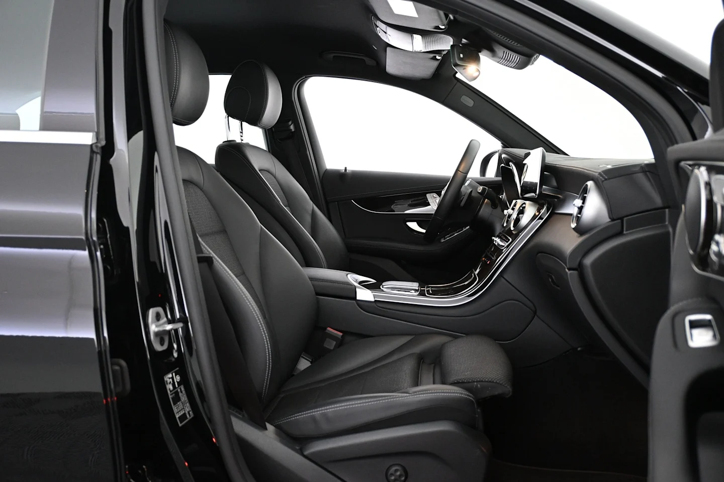 Car Image - 6H2r5xwdSU8rhUpXaard6D