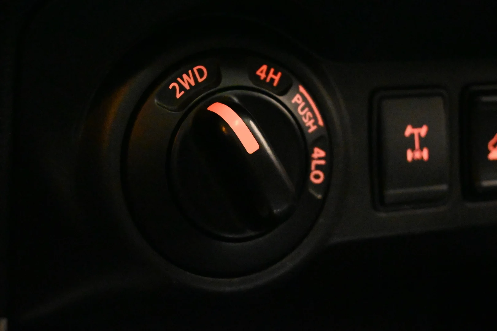 Car Image - 3ZNSkxEYQaqSoLXHs6RqNy