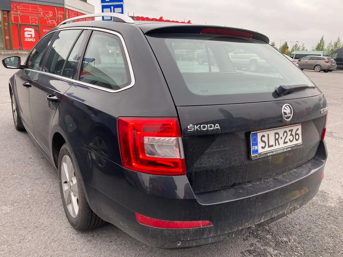 Car Image - 3Whbslui0mMGIpqfglcR5v
