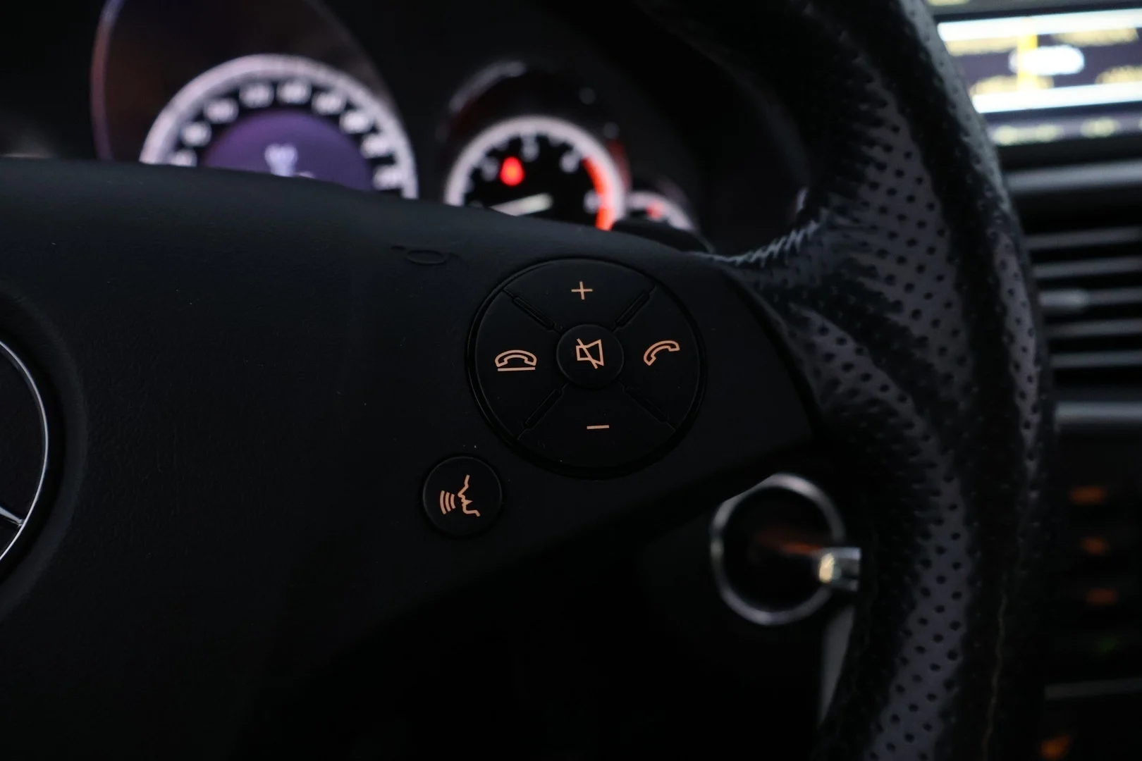 Car Image - 1CnptYq88qIz83x1eukLfc