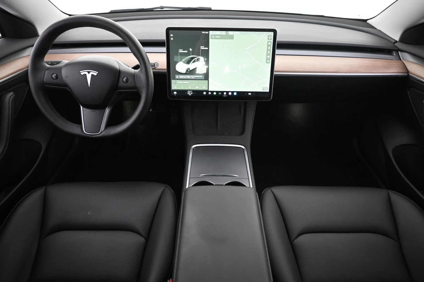 Car Image - 3M0klMRV6Zmt7kkP6lWPfm