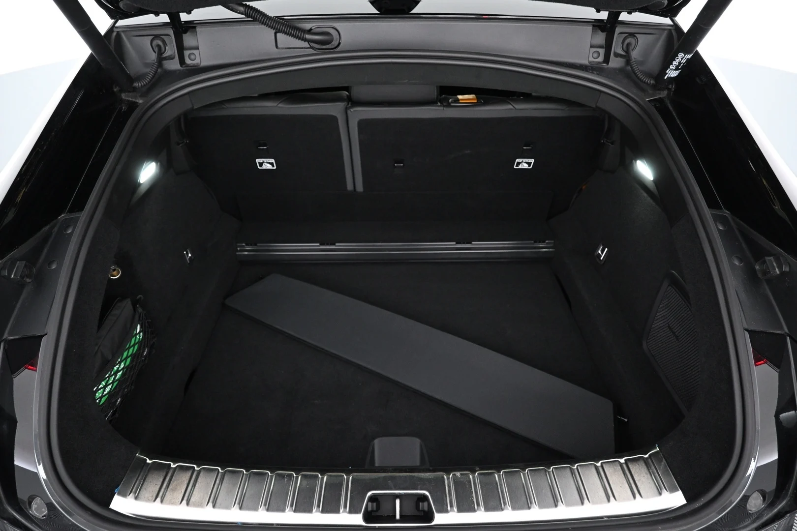 Car Image - 3eeOwNfa5WTvGSROg4BX4J