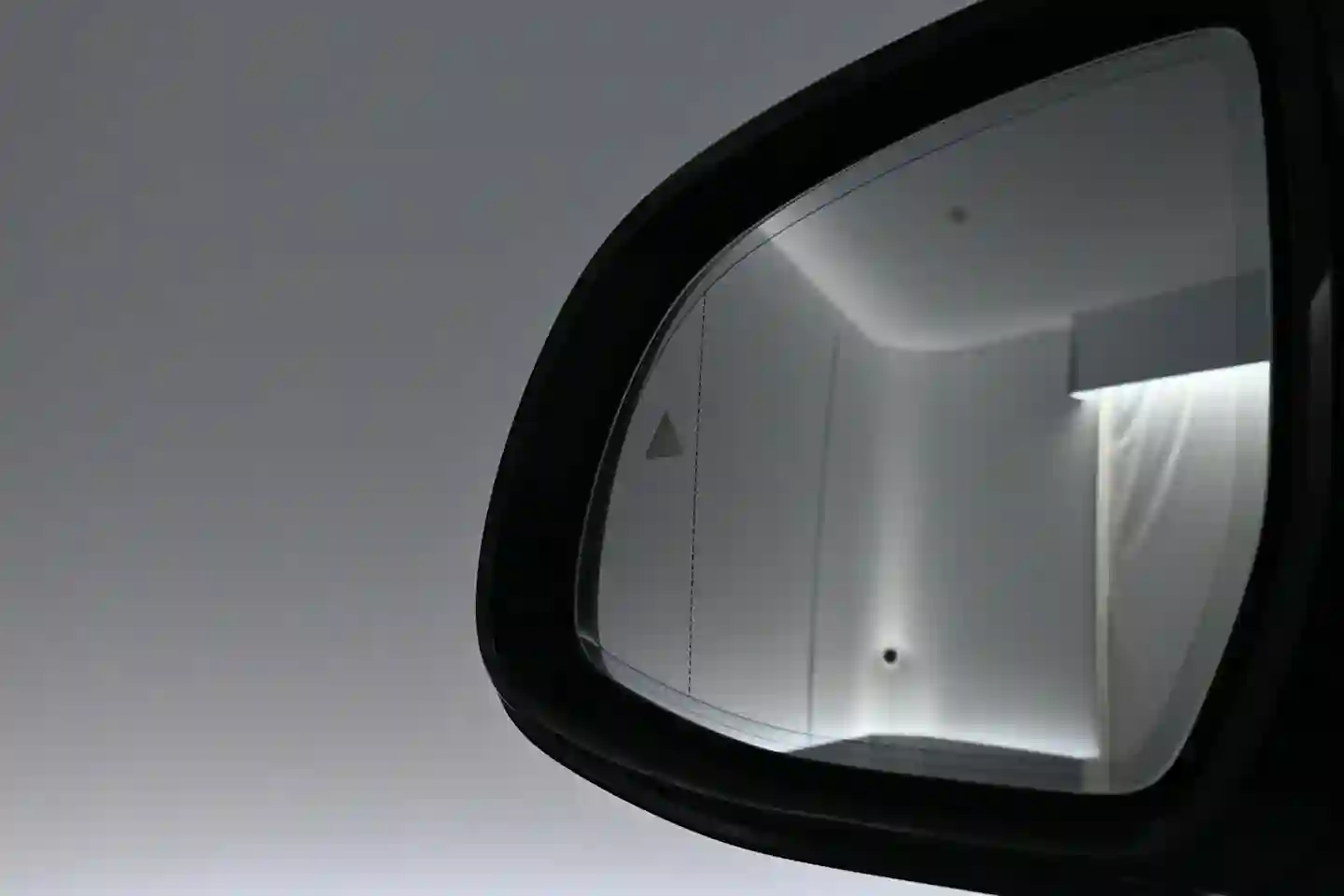 Car Image - Sv62XHijIJm7wCdT6iU6F