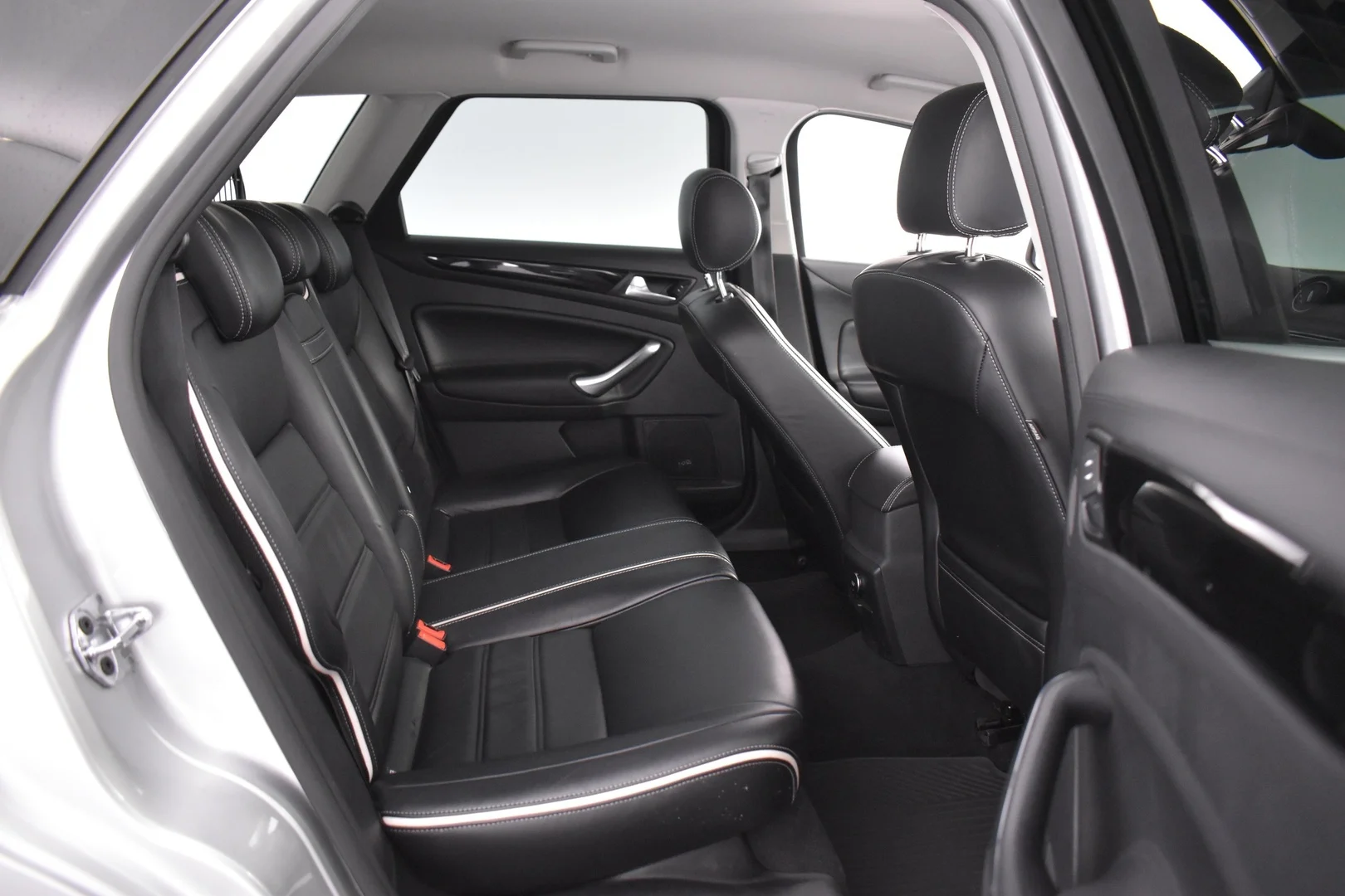 Car Image - 7fMsxtvZleHfOl4MFn0wcZ