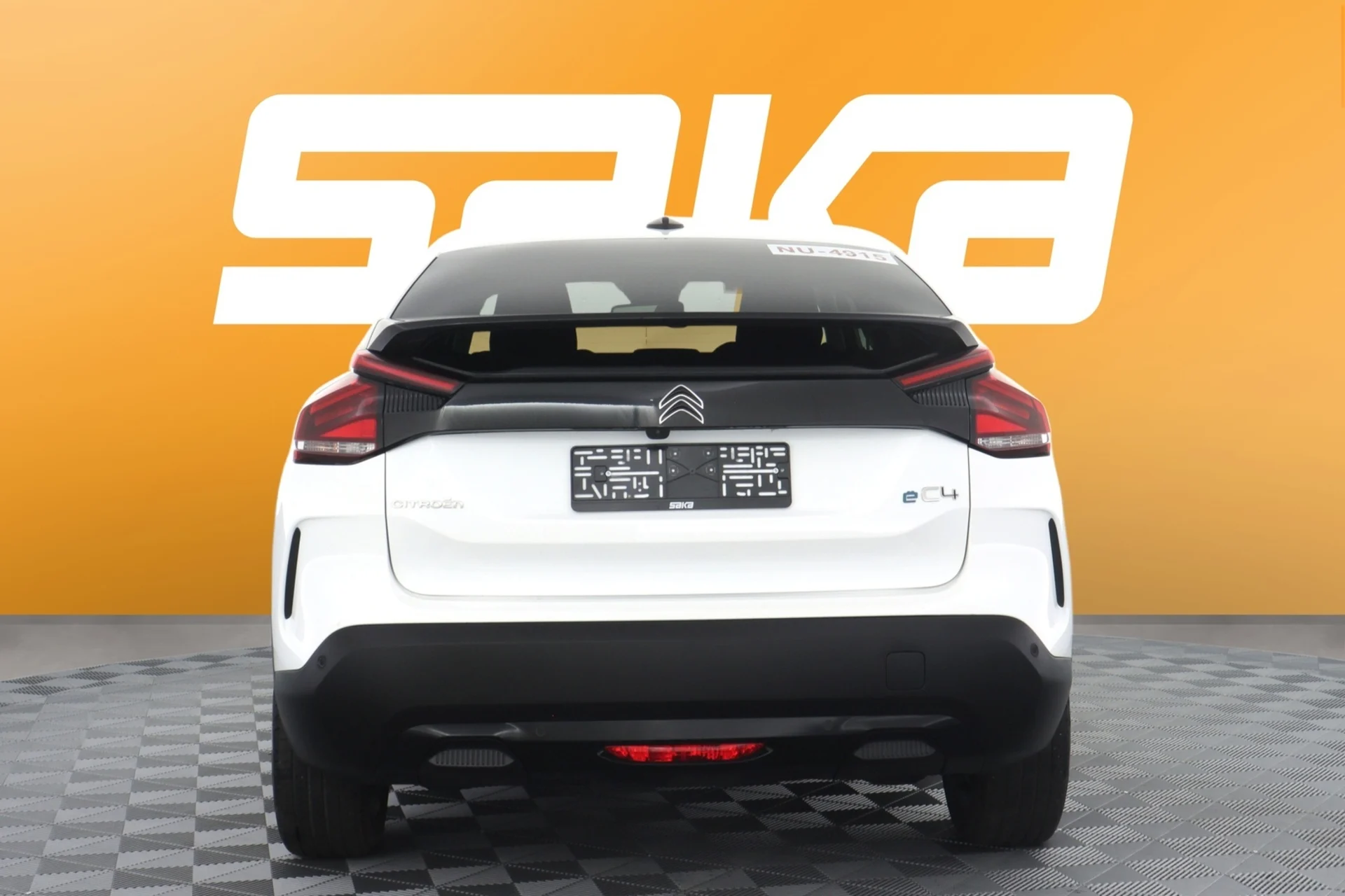 Car Image - 3eUv8X0m79eqD1jYcxlUlr