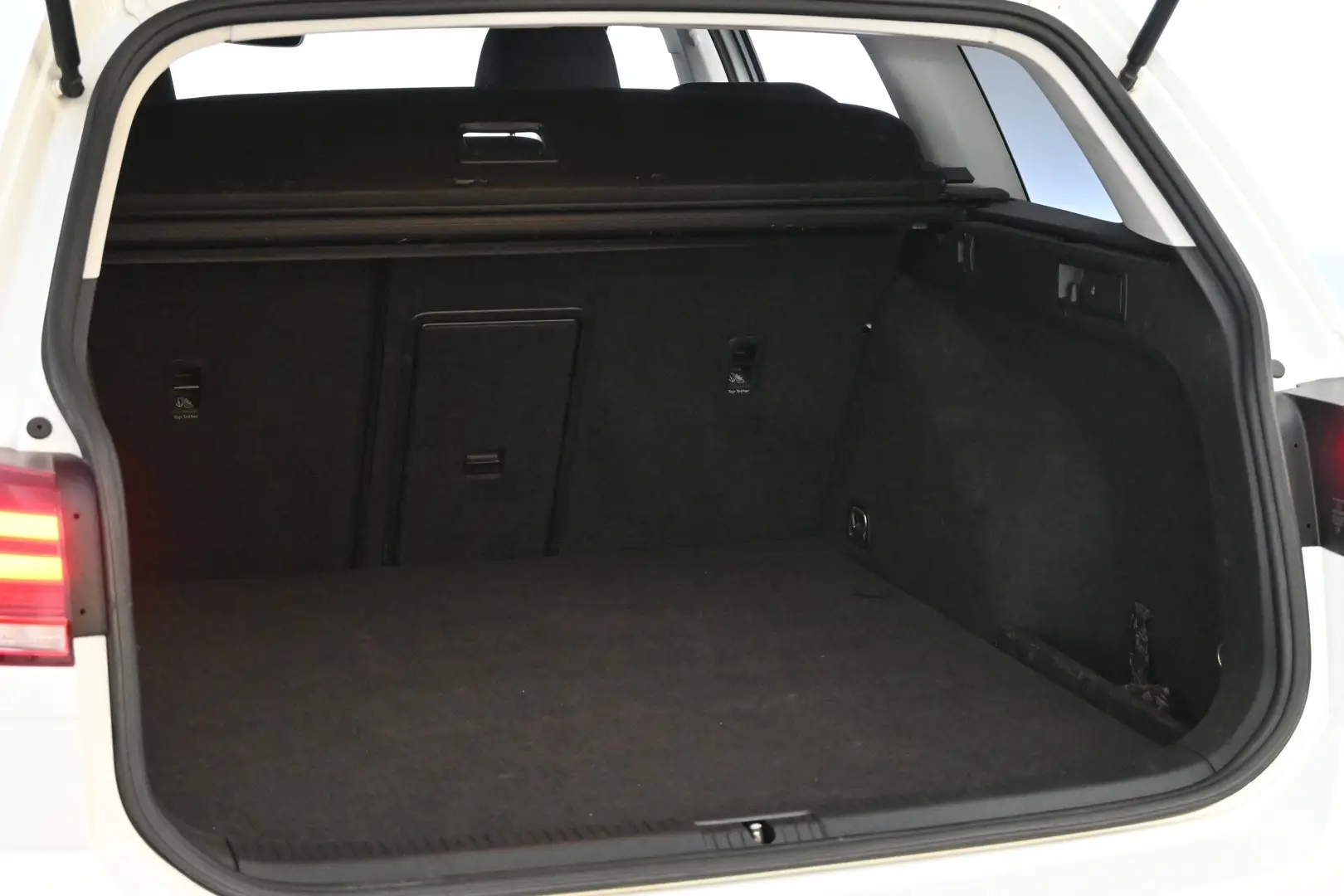 Car Image - 16k2gSKXTK73XJQ30MCVOy