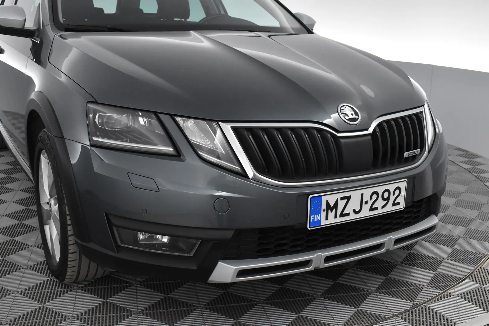 Car Image - 3fUIYLygjq36fpYTCzGEBi