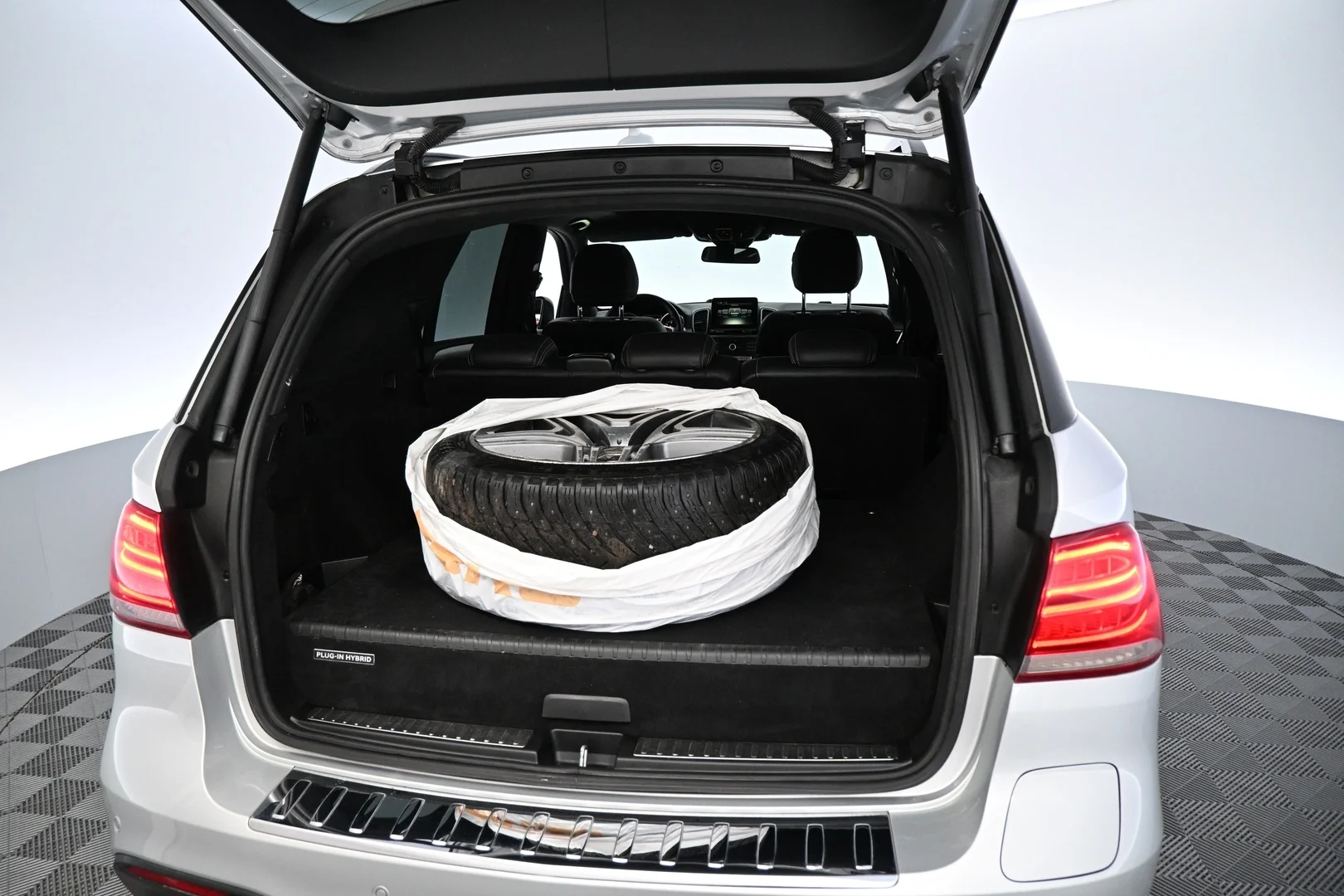 Car Image - 7dyAubM3d5ACEtancHnC7p