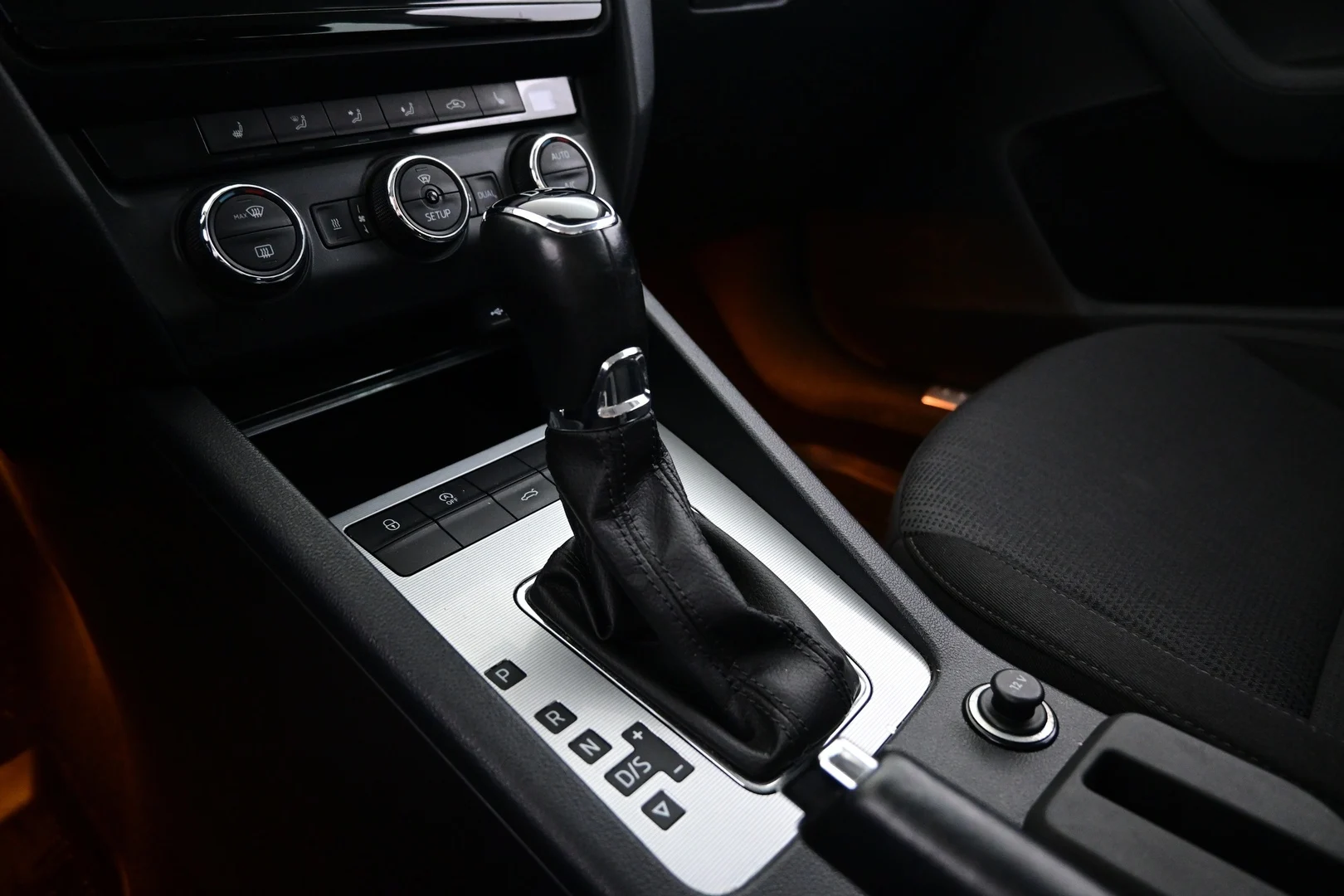 Car Image - 2XegQVmIwsXVGjiIW3Yg8v