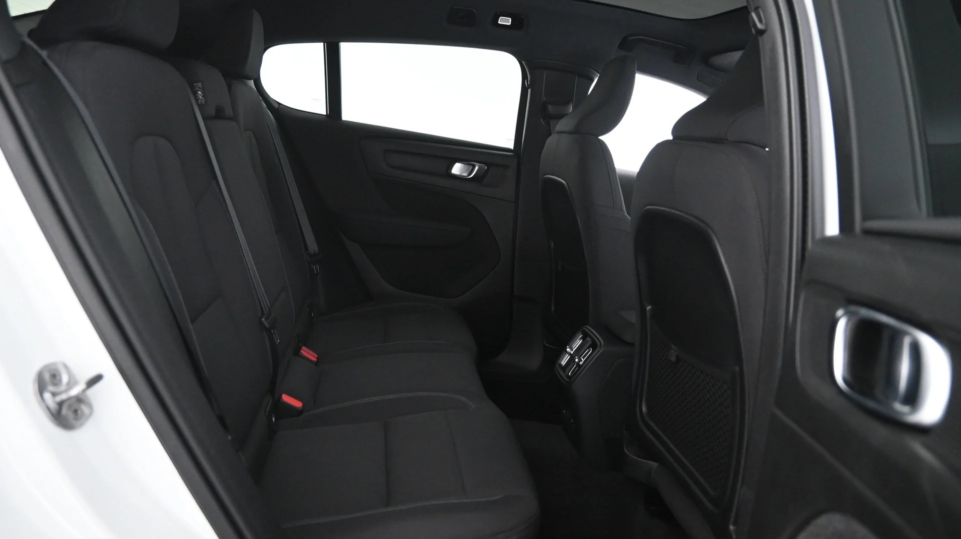 Car Image - 35PJ71RBQlZII7DdFrSTMM