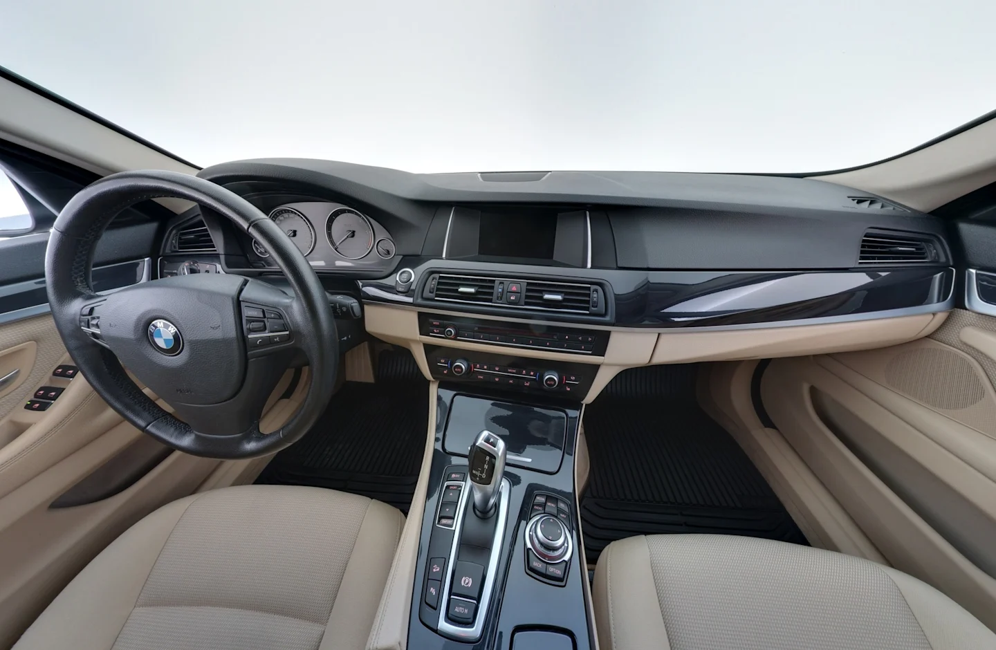 Car Image - 26Mlg1N8qDzmq2AMEK6ig8