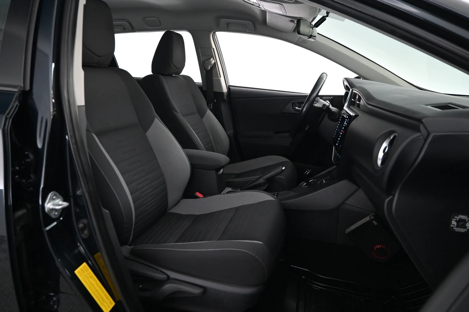Car Image - 5IreGFMVGmmvj1o2CigjuH