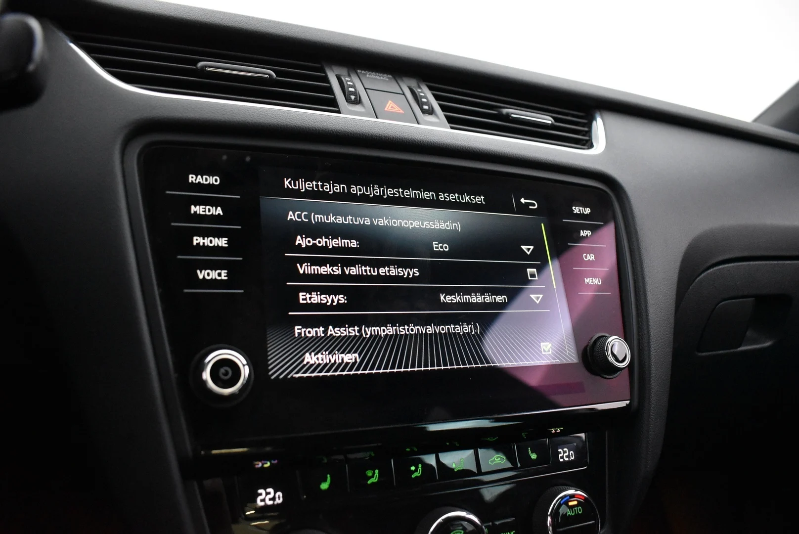 Car Image - 6oKzbfrQbooaz7rsUARz6u