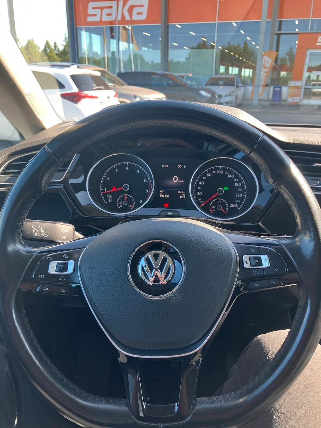 Car Image - 2YJWTf0rpwVoiyKmxI0NEu