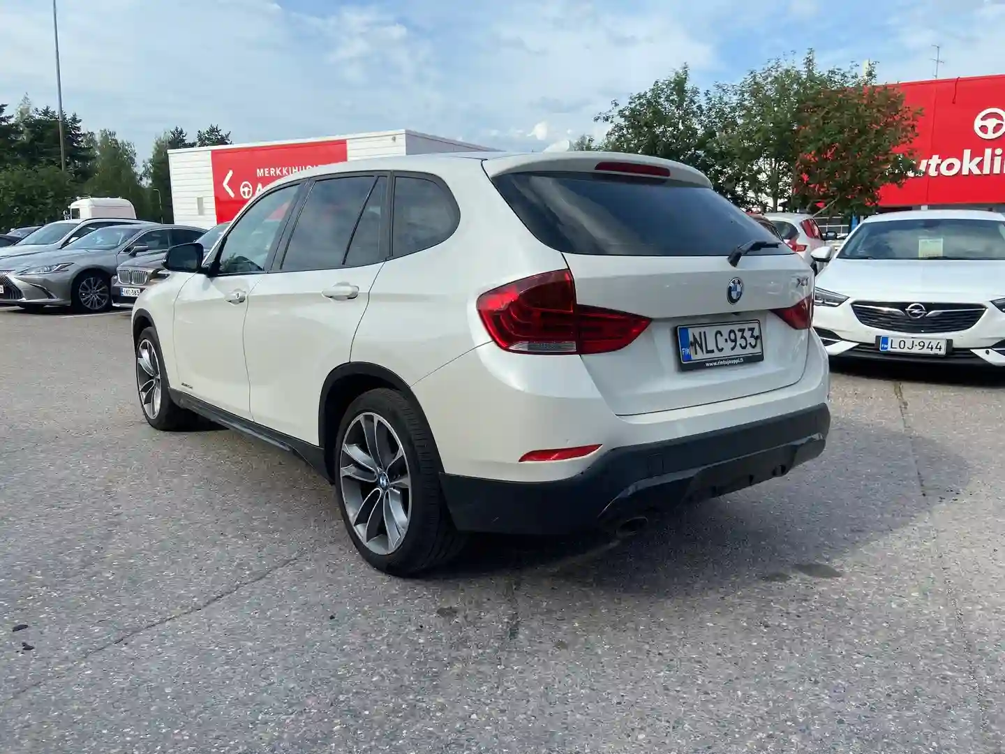 Car Image - xQtD4Z5BuJfAoDk54j3oY