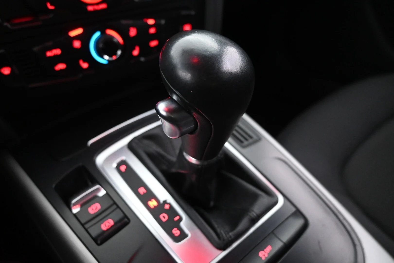Car Image - 4KCvr6o5GVRsjmBPABPN15