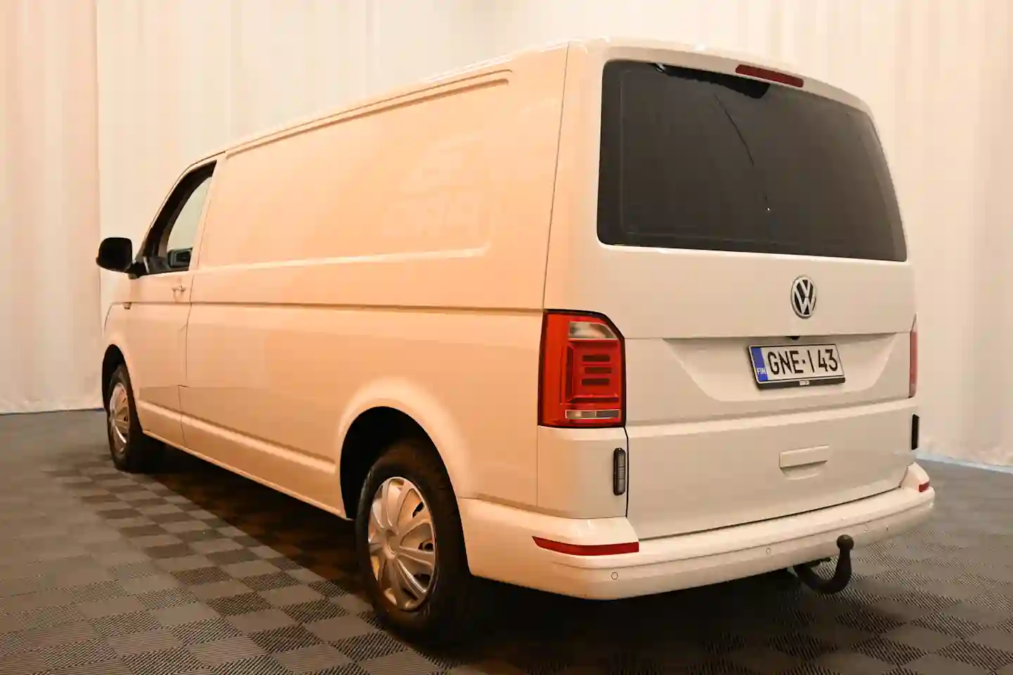 Car Image - 1S4RYQOeQbn9VoY42DLLKV