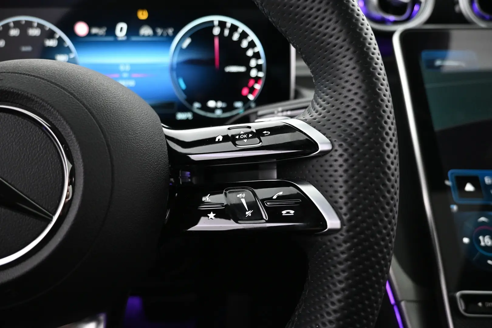 Car Image - 6u2q1bX0Dc1aU1df1JExBp