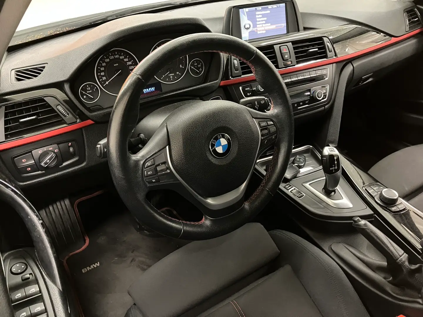 Car Image - DGSP4ywTe9o7NFDx1nHh0