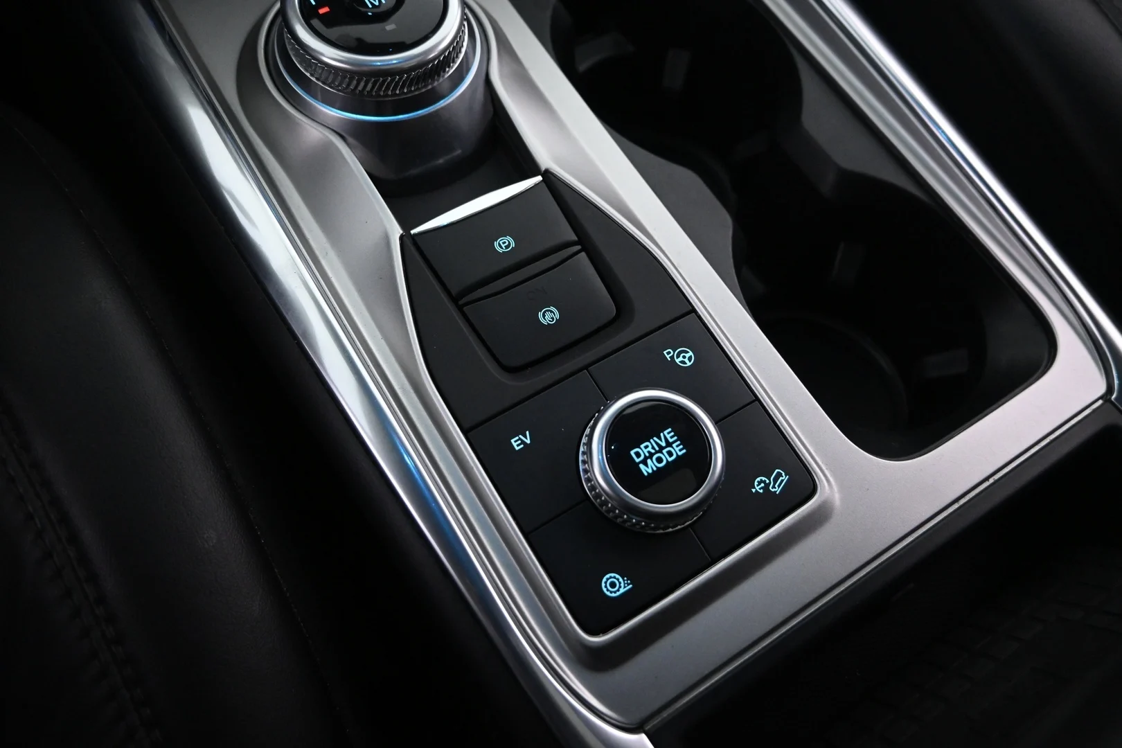 Car Image - IbuNWDnN1utu3vl0MjTLH