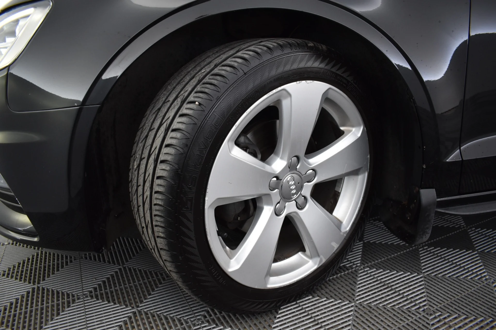 Car Image - 5c9MPwwGquQmJR08Gvpllw