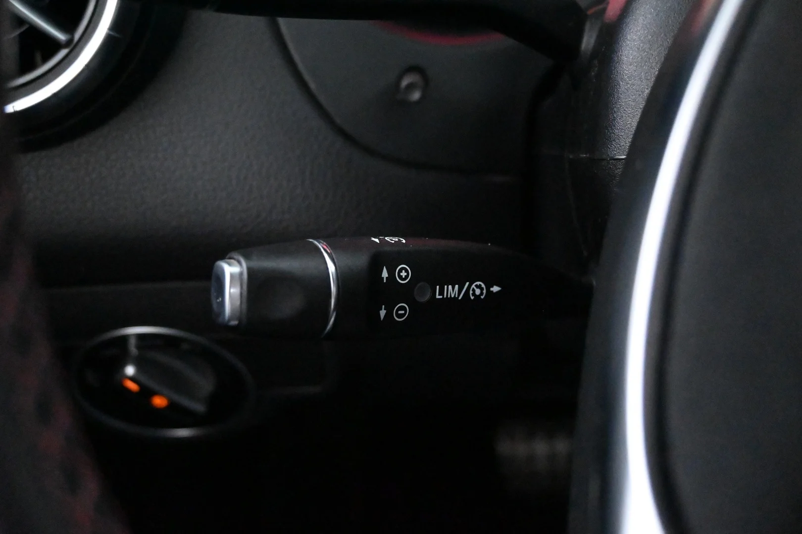 Car Image - 7JLQMCgYcIGWedfLsZyRlS