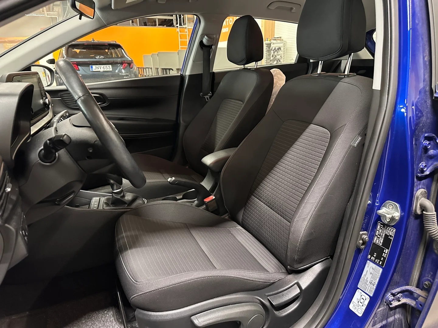 Car Image - 7B6H6D4YVNGlY6DRS0YRv5