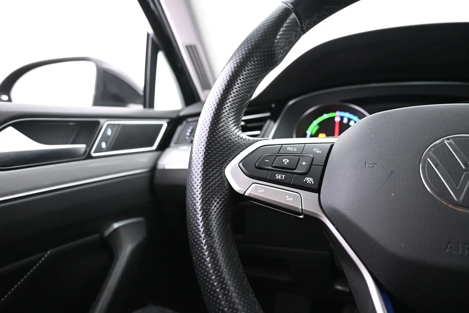 Car Image - 2RwktdmejlhuqpHXK53ikB