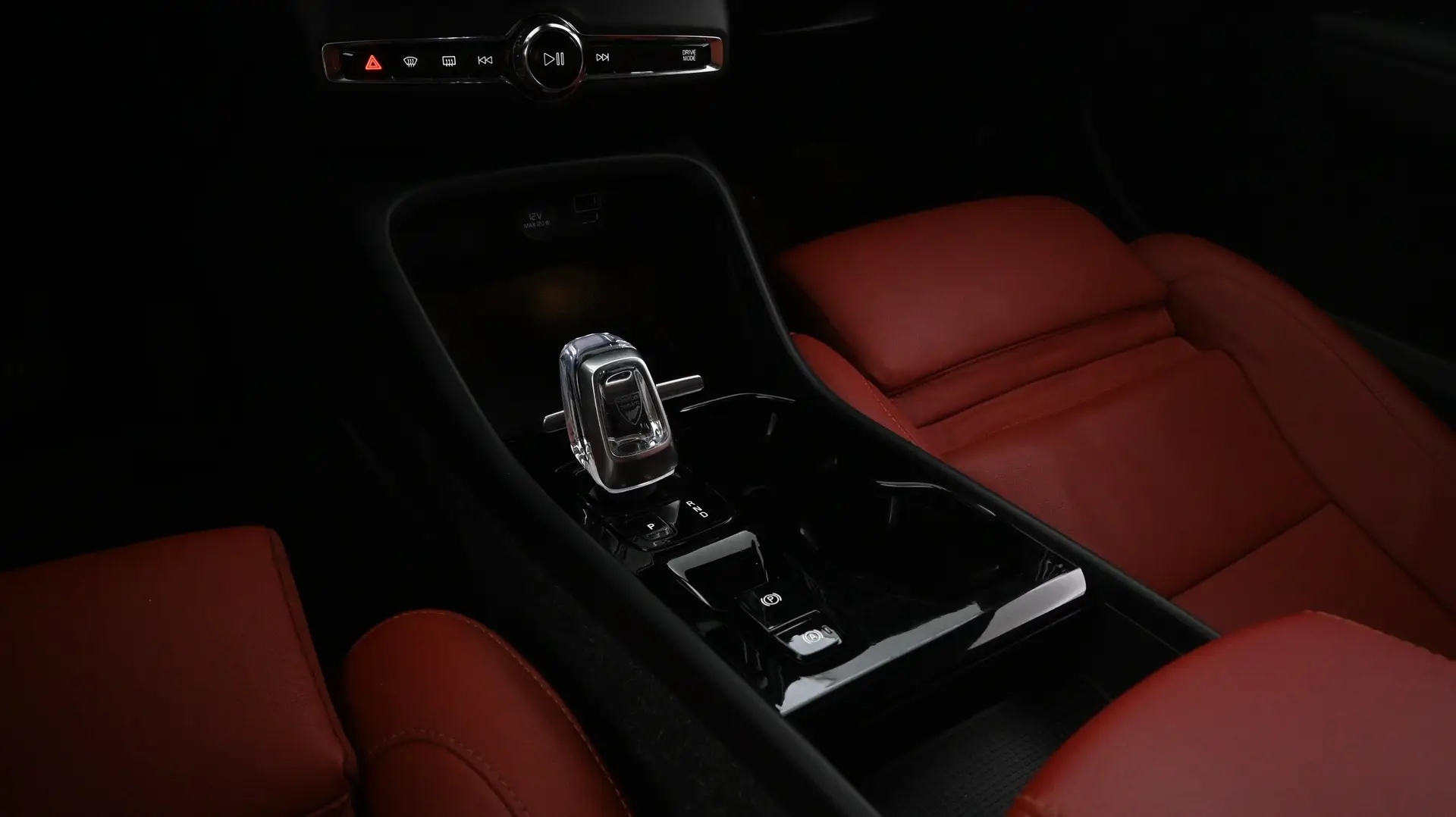 Car Image - 5Upcobp3uHYeCF2RucxW6Y