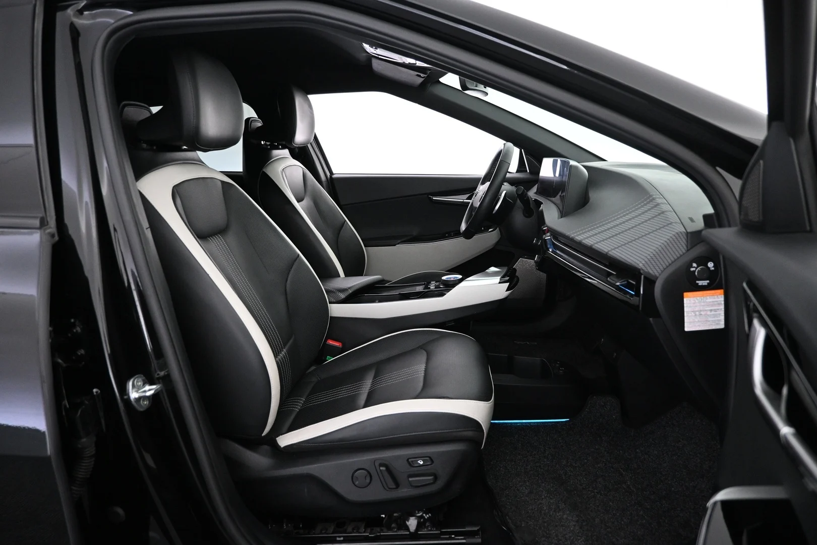 Car Image - 7yFO1QqvNkMIIflcWu8h3u