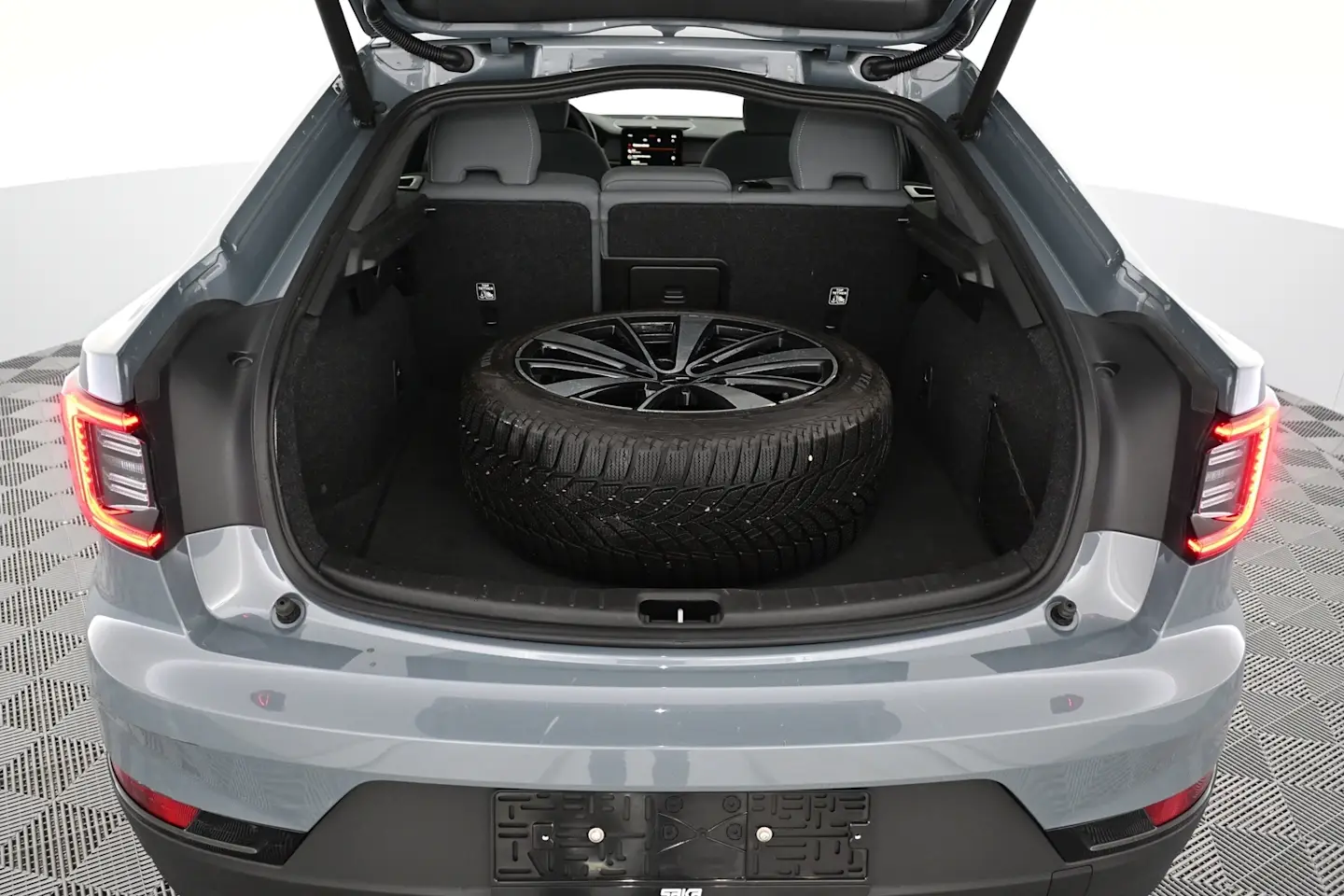 Car Image - 2FLPz800I17BvtVQLwegW3