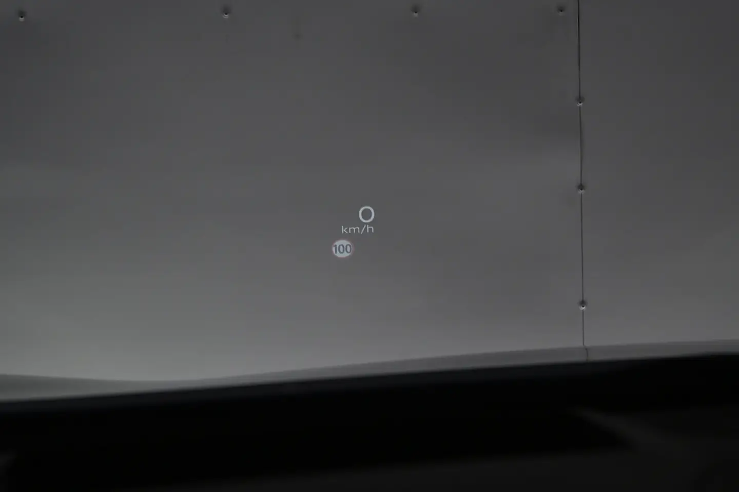 Car Image - 3GWY1RqXVF6BHAfWbzt9RZ