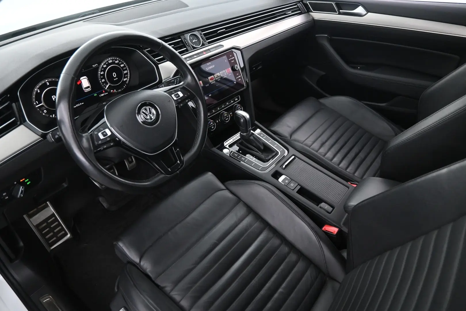 Car Image - 2WJoeuOWrHxXrP6cZvWf55