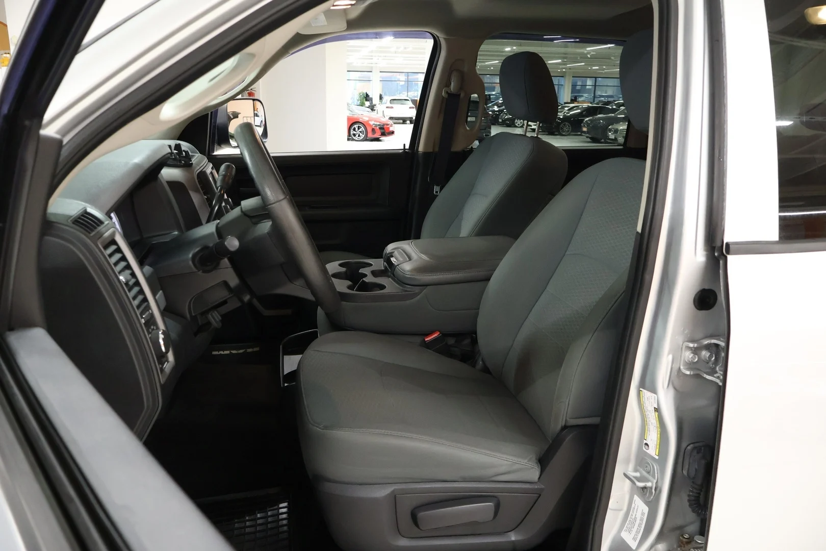 Car Image - 6qItTt50AlyiAfBUHX4DpZ