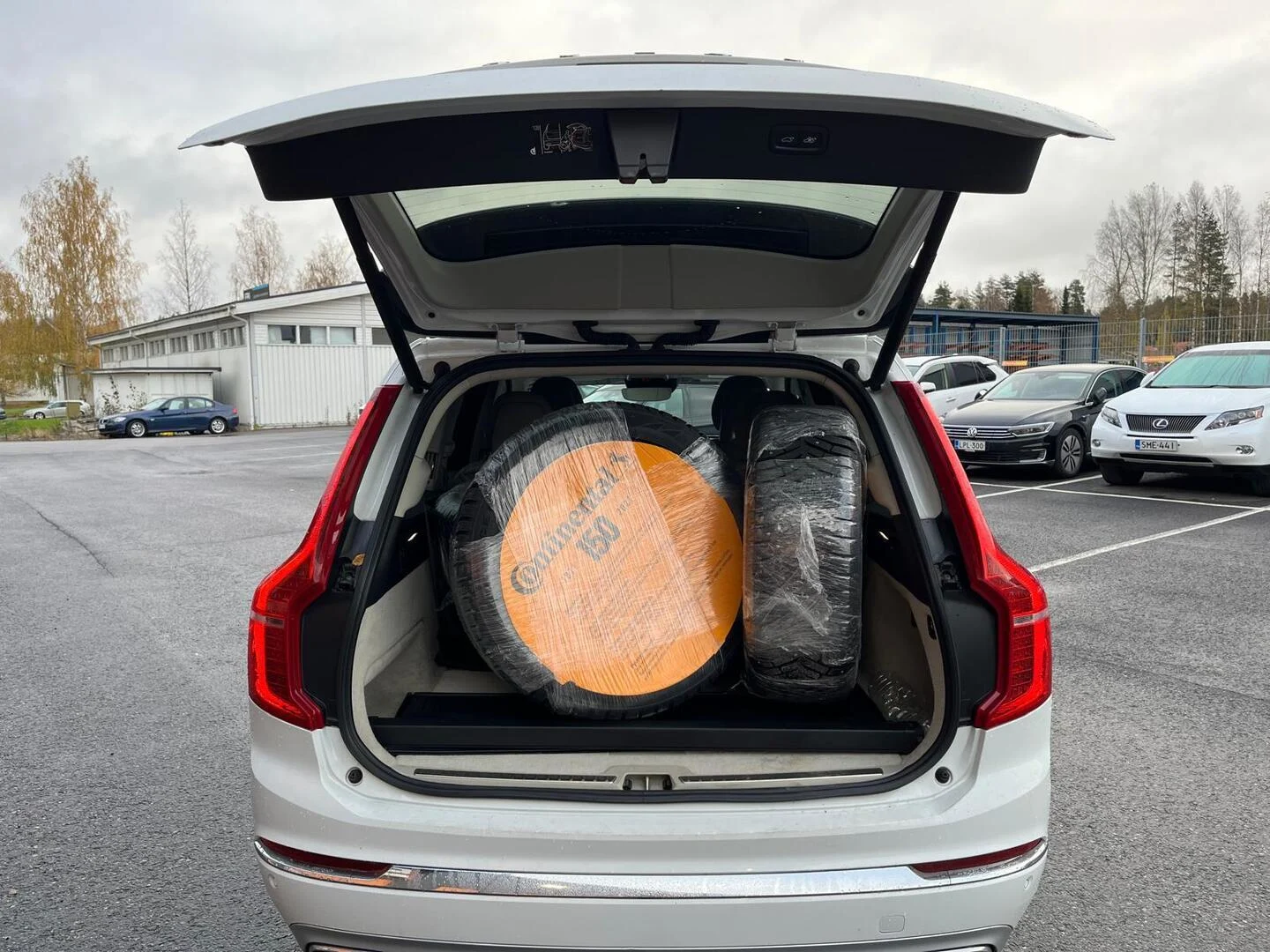 Car Image - 3vetcjlvViz6VYXfFtHl75
