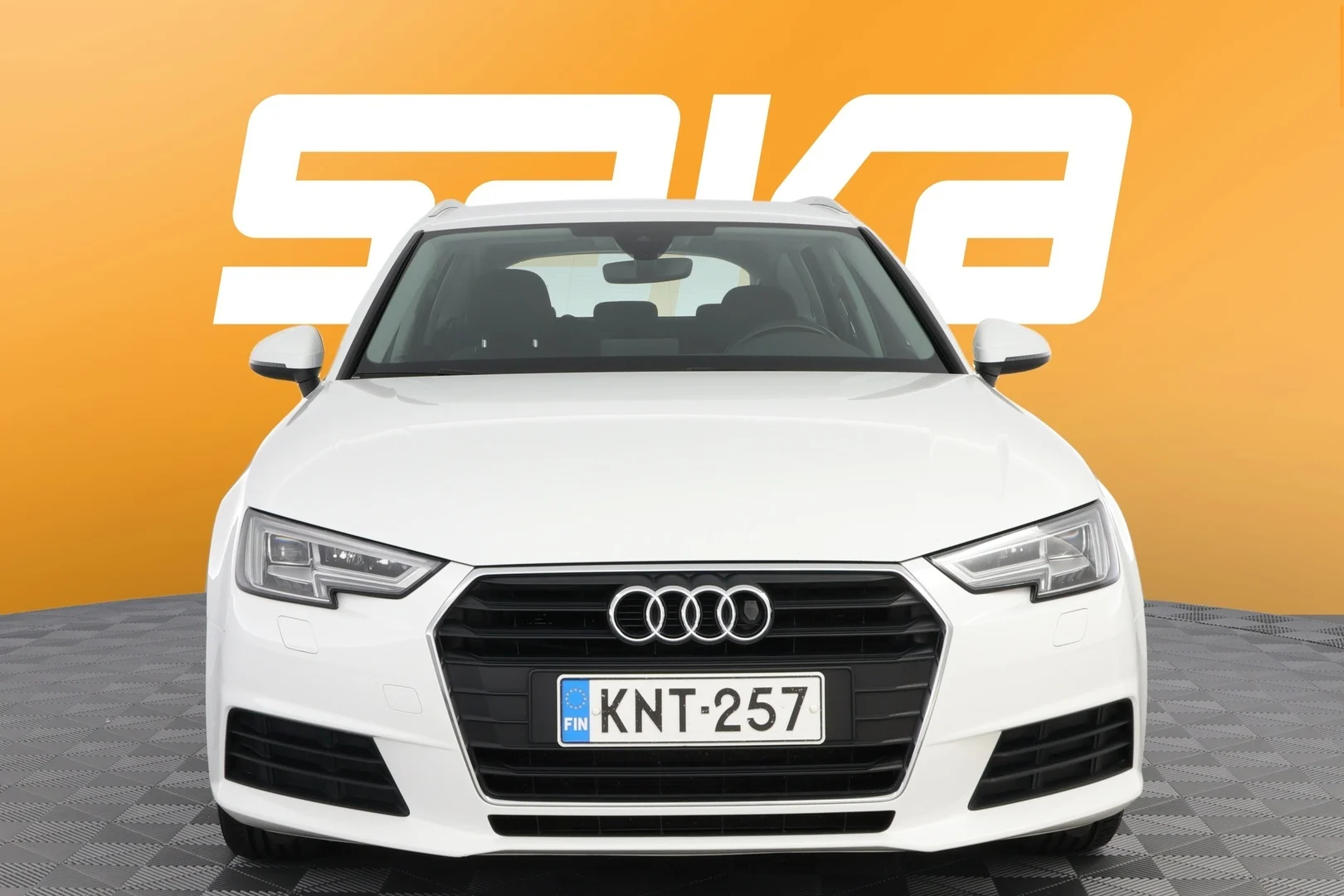Car Image - 5AKms8zlOYF5dxaizOwO21