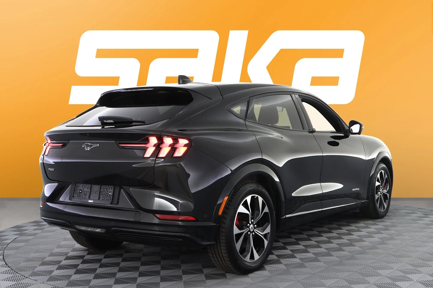 Car Image - 2NtY9ZnU68GQga3ahMmU2g