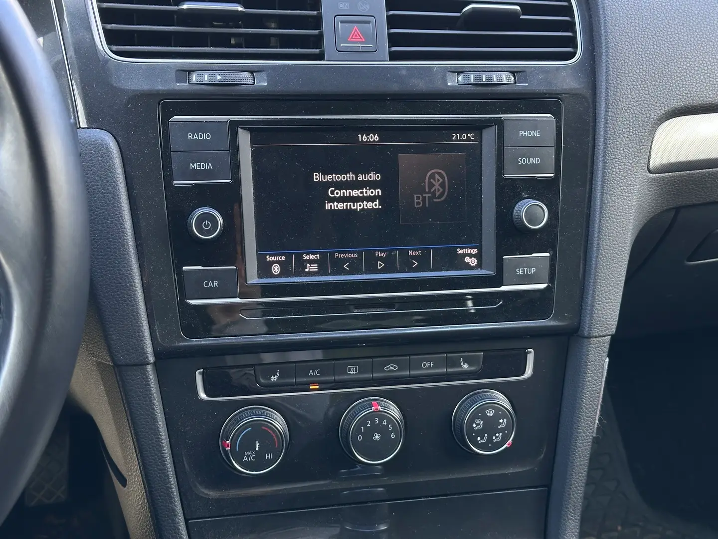 Car Image - 6mYDKD5XtfdO3aaplZ6YRO