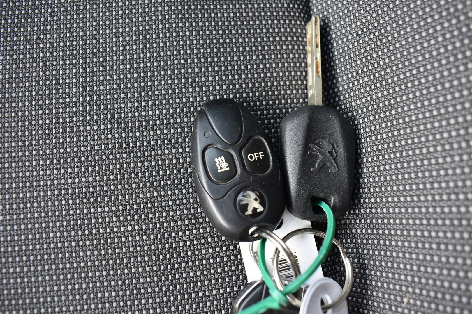 Car Image - 5Ns1yPYPUkteKdv069dFjI