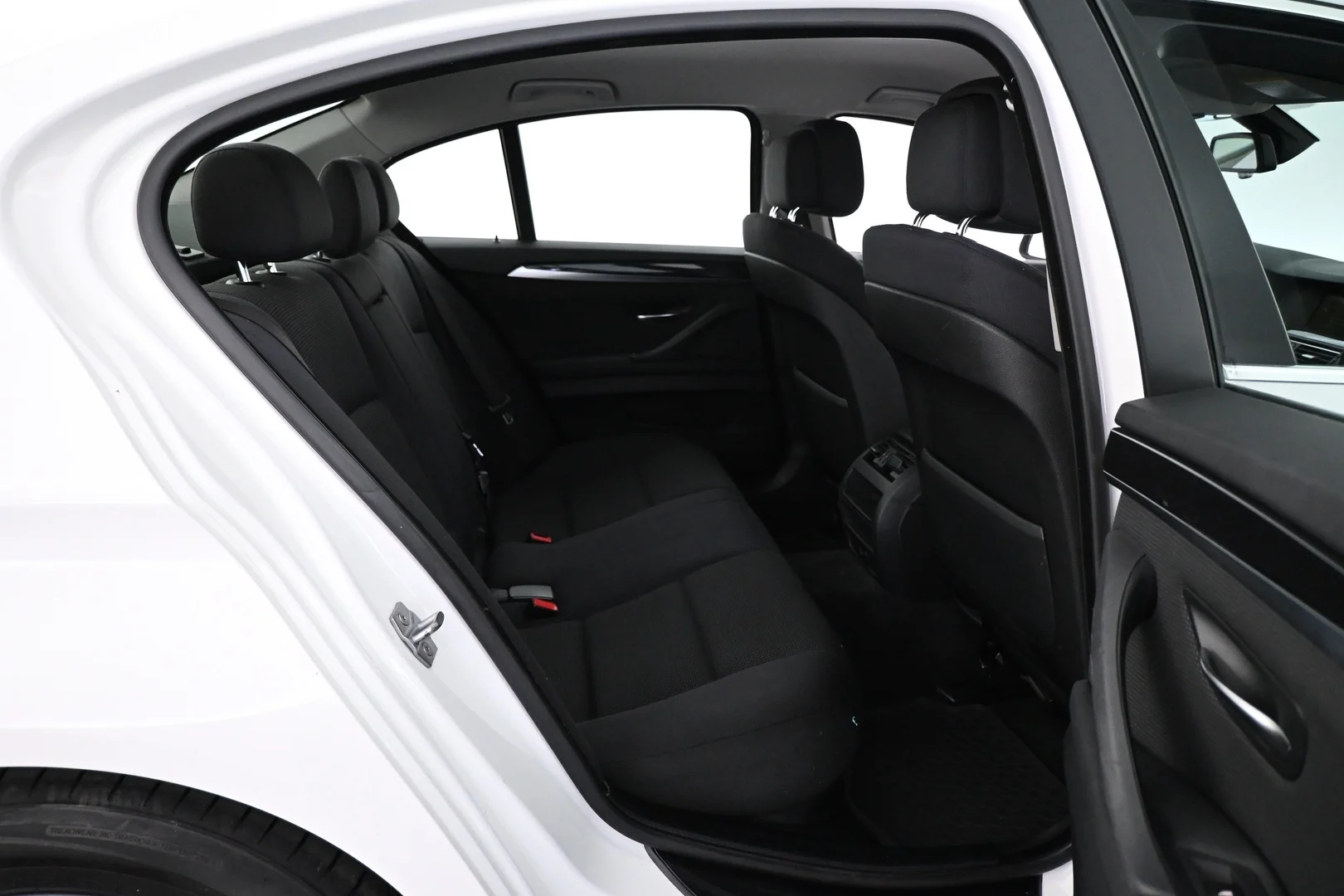Car Image - GsmOcxIEQnpyuHd2aOzfE