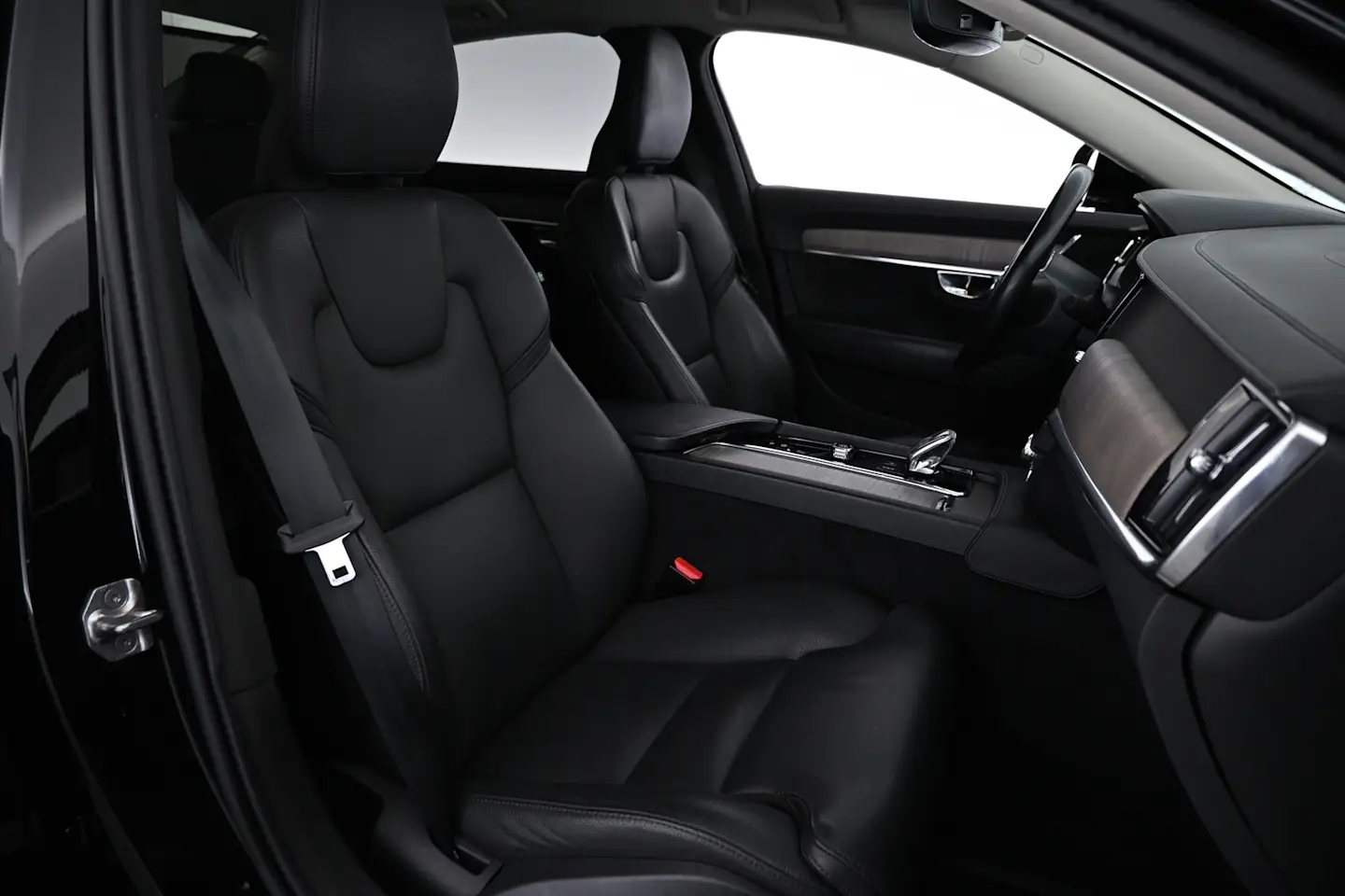 Car Image - 4xaQBJMt9sqErWu7xChVJl