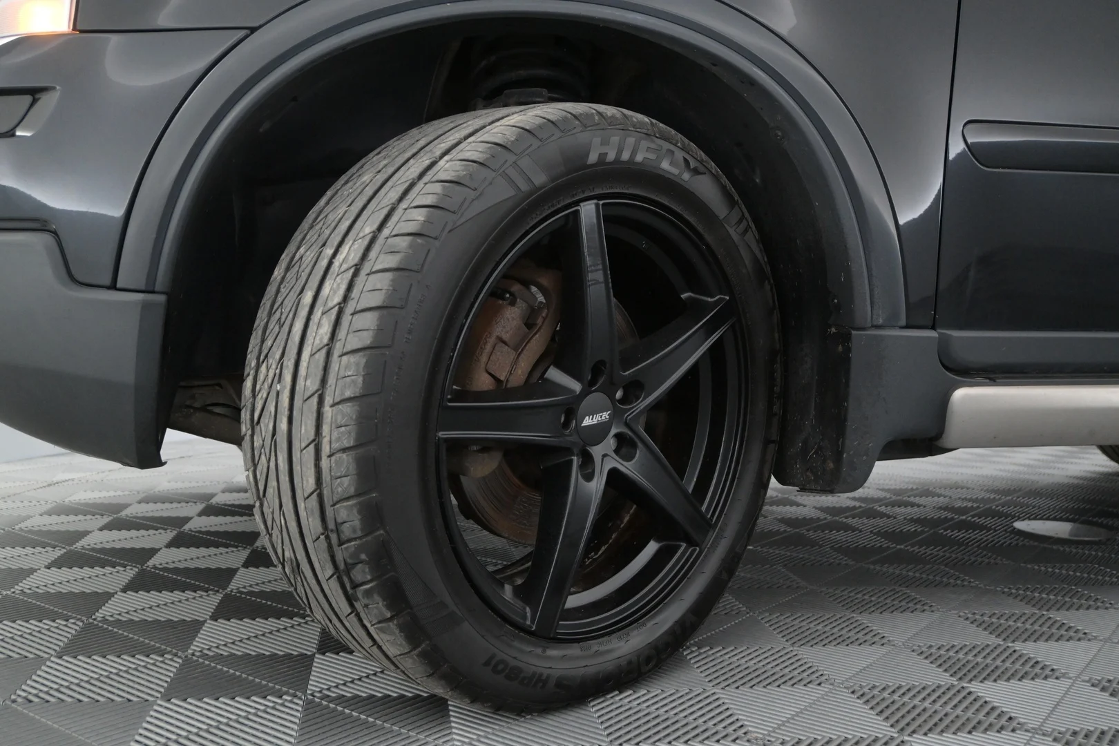 Car Image - 3cKmaQrdkvNbWYGWQN3mol