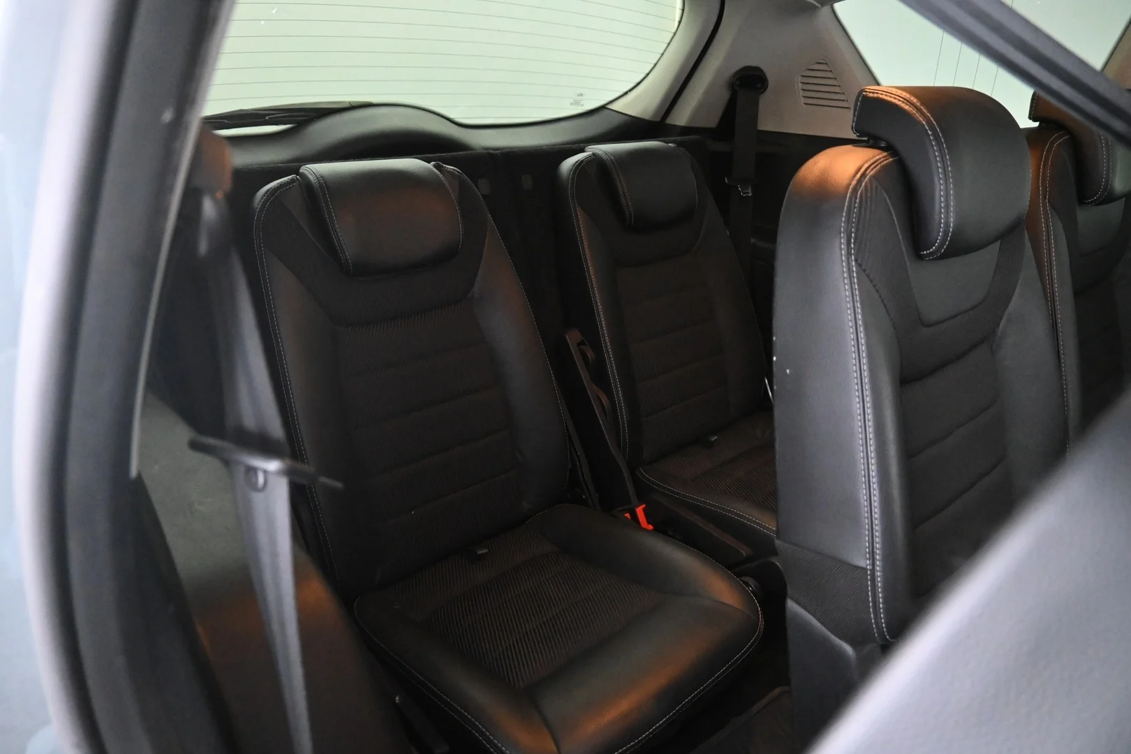 Car Image - 2cNQ7mdBQmKum51xKXoVMH