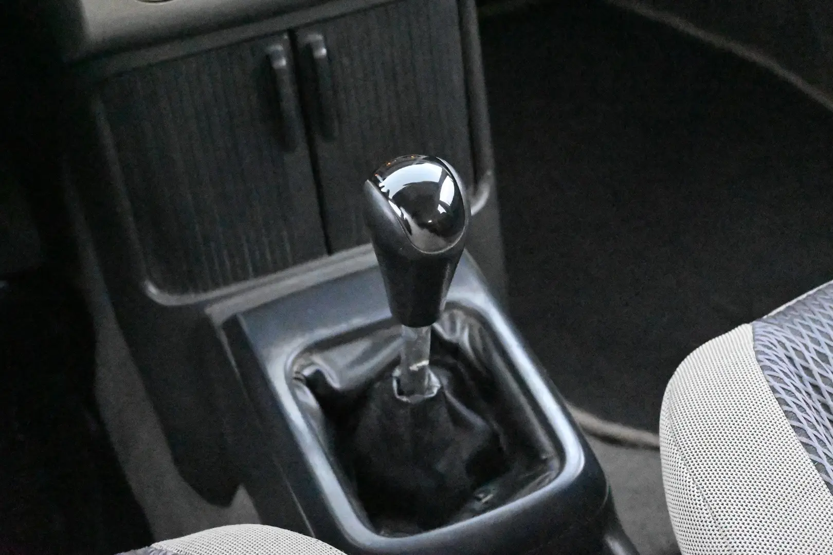 Car Image - 45JY8tqQpWcu3jvV06Rj65