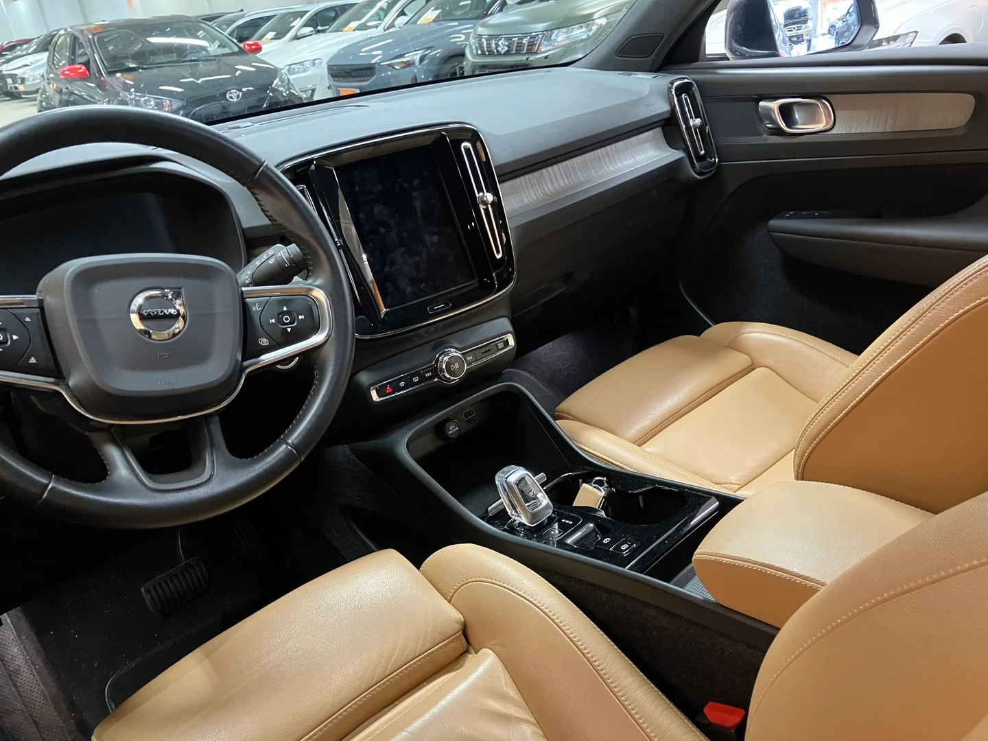 Car Image - rno04eOi9EZiCqUSbzPMl