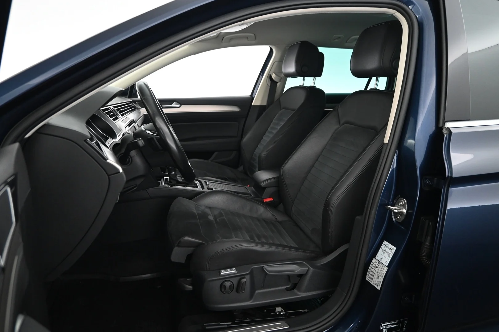 Car Image - 5wxplT5sKTbbz5Ekp2Jpn9