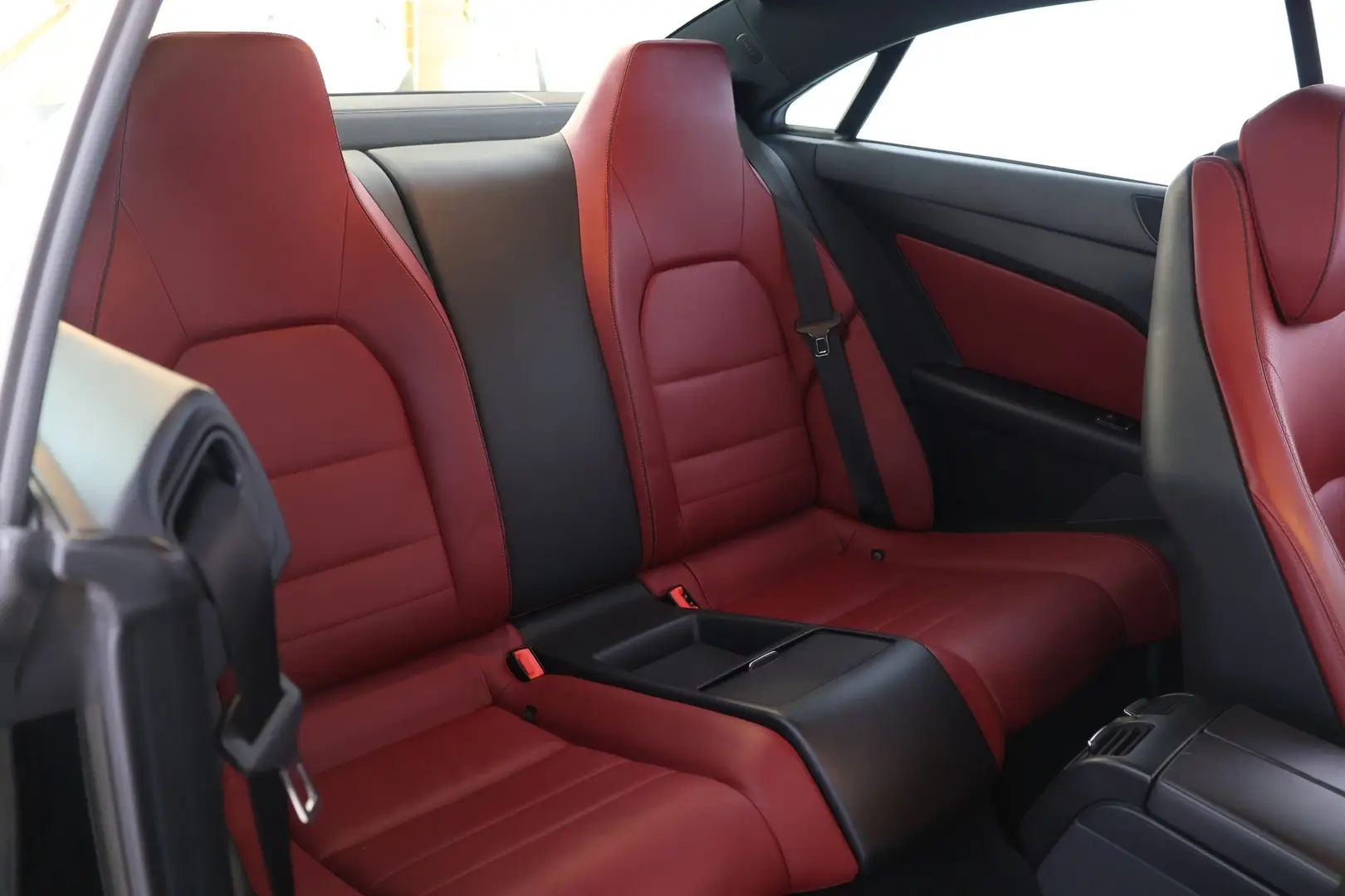 Car Image - 1SAiNoMKsbc9MGObSp0OvX