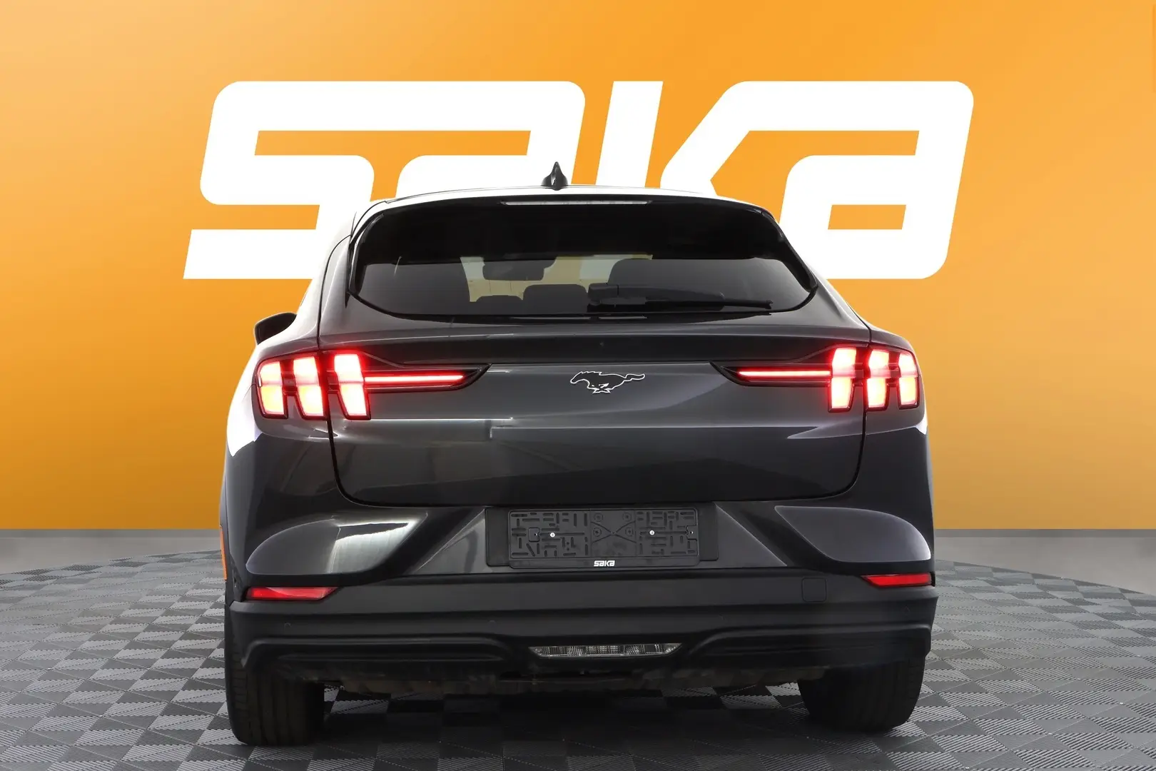 Car Image - 10a7kPofLwFRlh2ixuABI2
